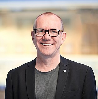 Kurt-Georg Ciesinger Abteilungsleitung - Forschung und Entwicklung DAA Deutsche Angestellten Akademie GmbH